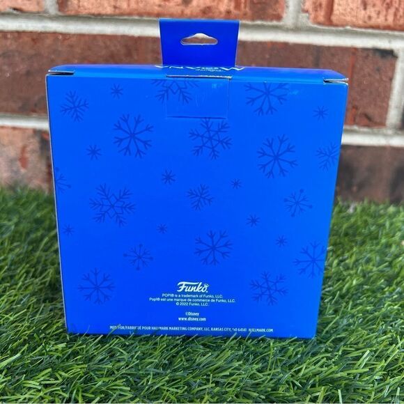 Hallmark Disney Moana Ornaments (Moana and Pua Funko POP!. Set of 2) - Picture 3 of 3